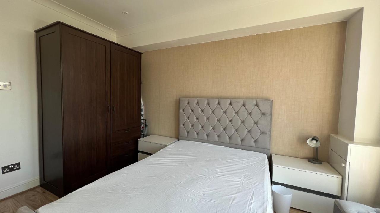 Comfy 2 Bedroom Apartments - Finchley Road, לונדון מראה חיצוני תמונה