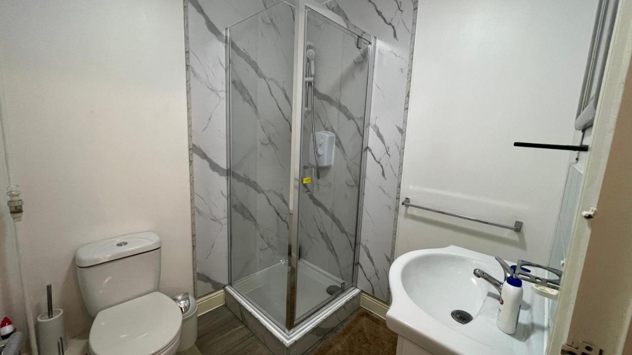 Comfy 2 Bedroom Apartments - Finchley Road, לונדון מראה חיצוני תמונה