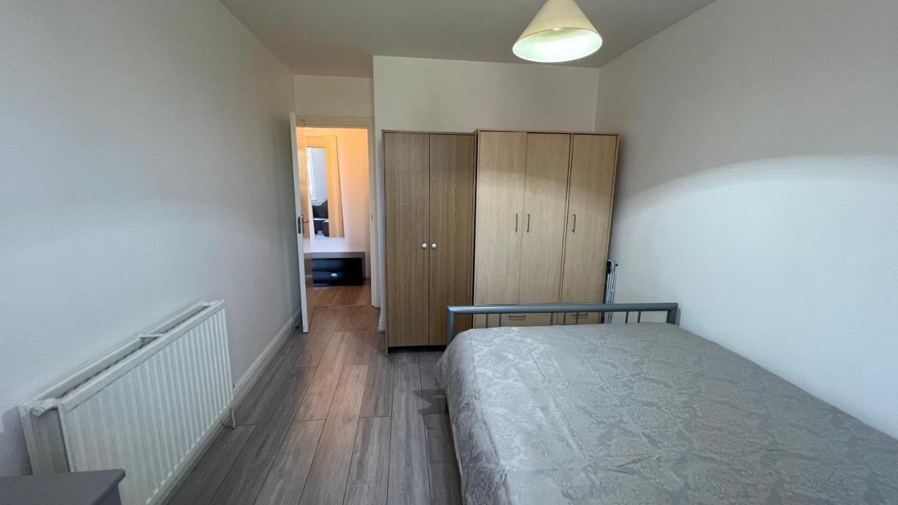 Comfy 2 Bedroom Apartments - Finchley Road, לונדון מראה חיצוני תמונה