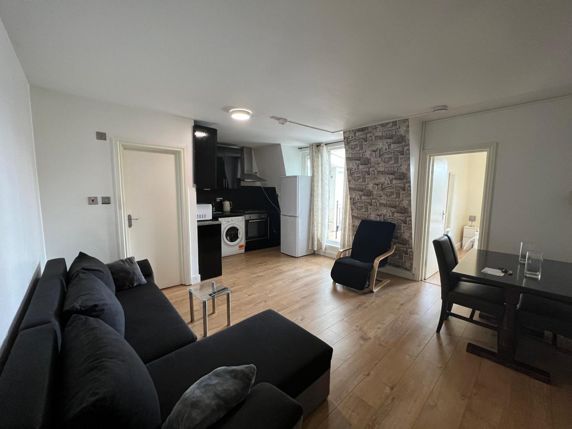 Comfy 2 Bedroom Apartments - Finchley Road, לונדון מראה חיצוני תמונה