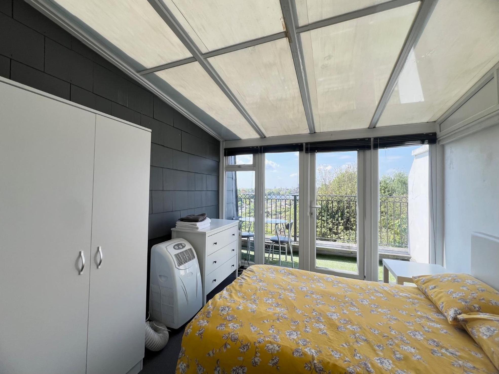 Comfy 2 Bedroom Apartments - Finchley Road, לונדון מראה חיצוני תמונה